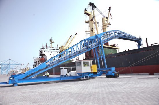 Mobile SAMSON Shiploader on Port